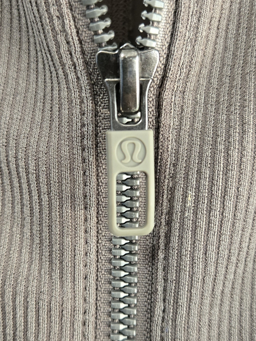 Lululemon Ribbed Softstreme Cropped Jacket - Picture 5 of 9